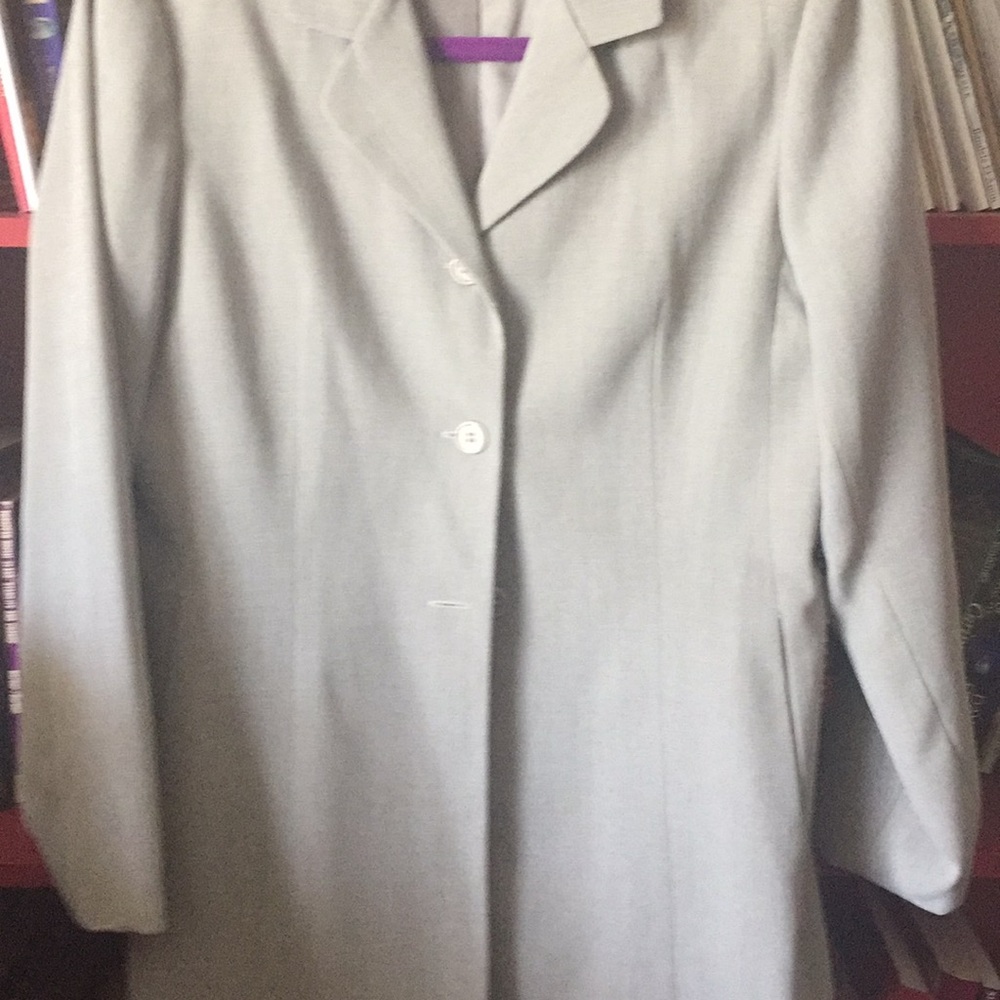 Light weight tan skirted suit fully lined